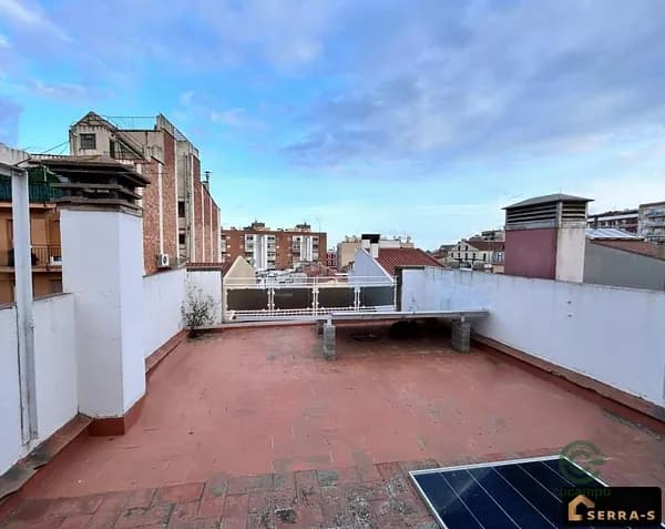 Casa de 0,0337 ha en venta en Mataró, Barcelona