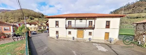 Casa de 0,0638 ha en venta en Mieres, Asturias
