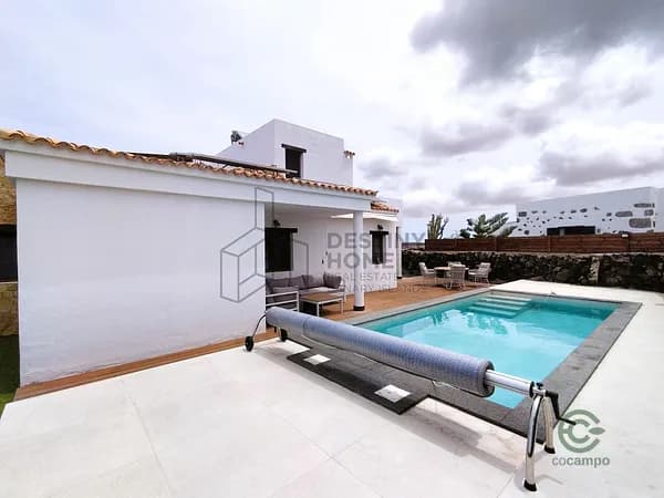 Casa de 0,1 ha en venta en Las palmas