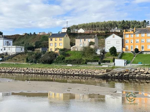 Casa de 0,05 ha en venta en Lugo