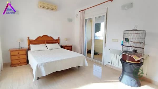 Casa de 0,04 ha en venta en Castellón