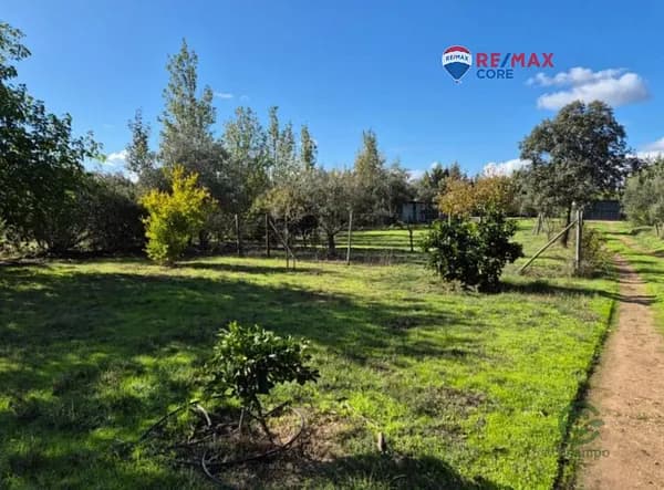 Finca rústica de 0,5 ha en venta en Badajoz, Badajoz