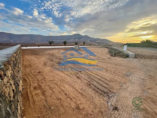 Terreno urbano de 0,4335 ha en venta en La oliva, Las palmas