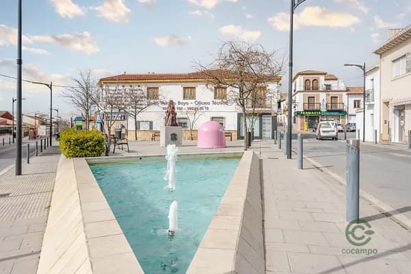 Terreno urbano de 0,0474 ha en venta en Otura, Granada