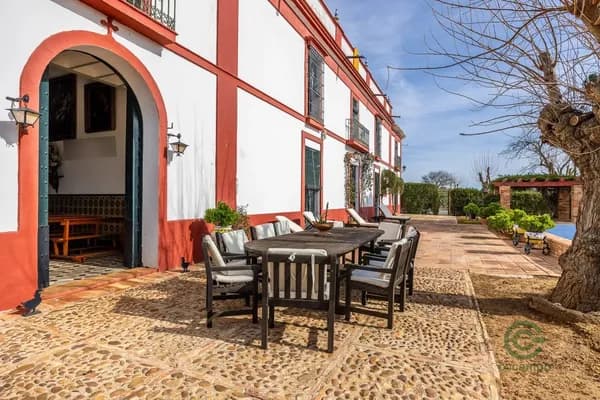 Finca rústica de 2,3073 ha en venta en Carmona, Sevilla