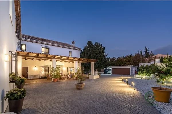 Finca rústica de 1,44 ha en venta en Granada, Granada