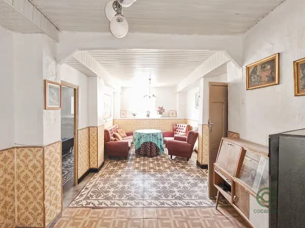 Casa de 0,0264 ha en venta en Almería