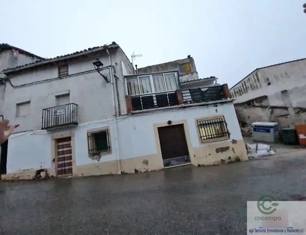 Casa de 0,0854 ha en venta en Fuentelviejo, Guadalajara