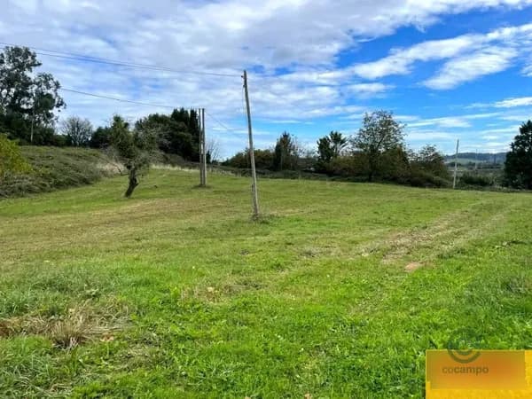 Terreno urbano de 0,738 ha en venta en Reocin, Cantabria