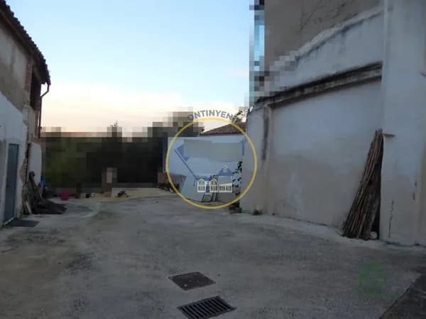 Spot image