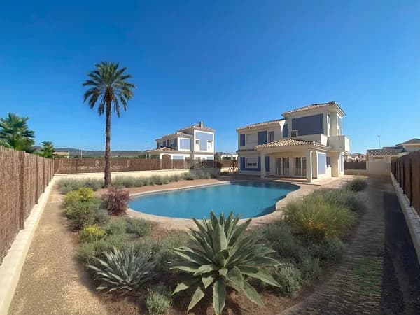 Casa de 0,06 ha en venta en Murcia