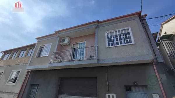 Casa de 0,0291 ha en venta en Ourense, Orense