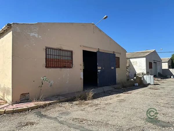 Nave industrial de 0,403 ha en venta en Rojales, Alicante
