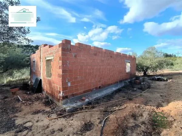 Finca rústica de 0,7 ha en venta en Freginals, Tarragona