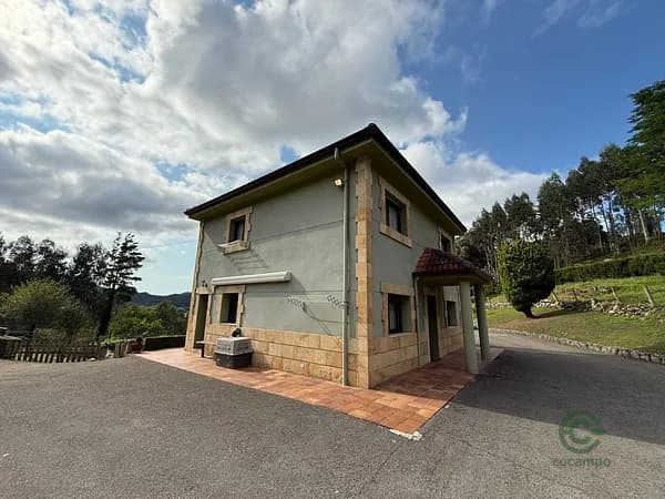 Finca rústica de 3,2 ha en venta en Hazas de cesto, Cantabria