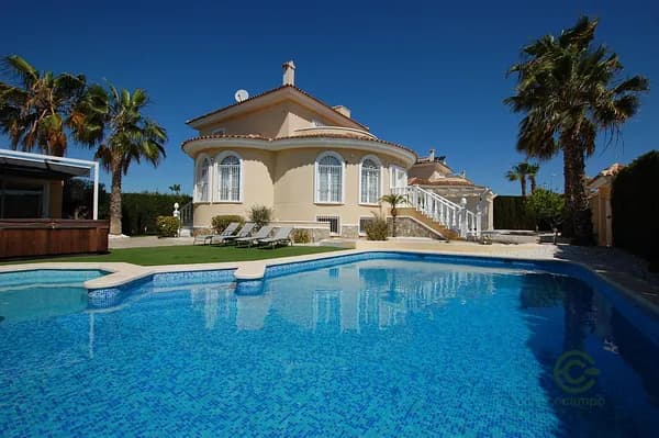 Casa de 0,08 ha en venta en Rojales, Alicante