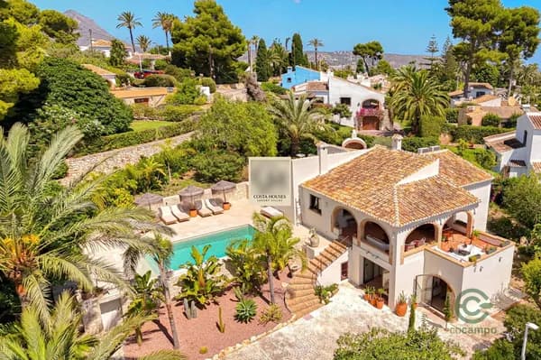 Casa de 0,0988 ha en venta en Jávea - xàbia, Alicante