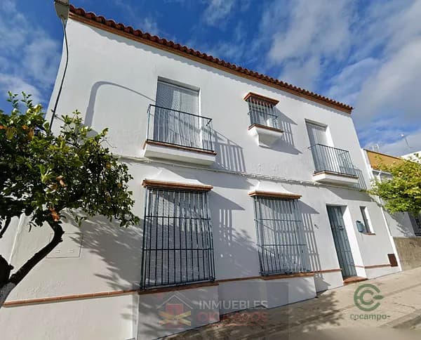 Casa de 0,0168 ha en venta en Montellano, Sevilla