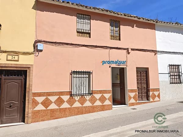 Casa de 0,0166 ha en venta en Puente genil, Cordoba