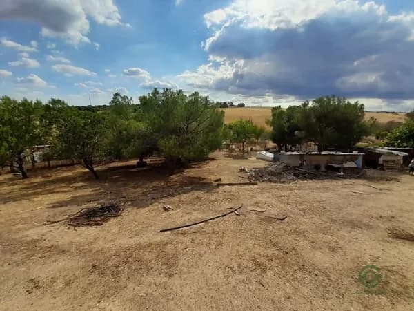 Finca rústica de 0,4 ha en venta en Tres cantos, Madrid