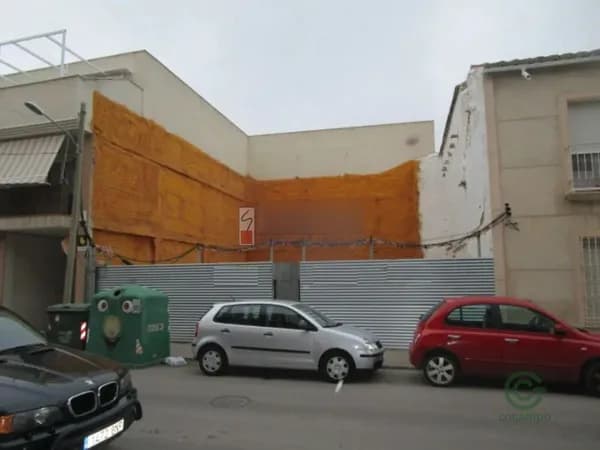 Terreno urbano de 0,0155 ha en venta en Valdepeñas, Ciudad real