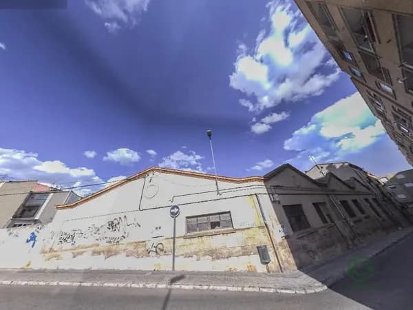 Spot image