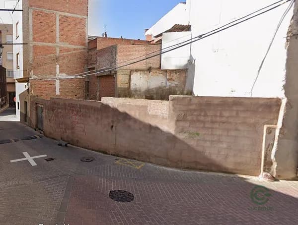 Terreno urbano de 0,0097 ha en venta en Lardero, La rioja