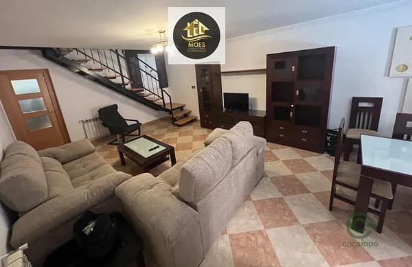 Casa de 0,0098 ha en venta en Jaén, Jaen