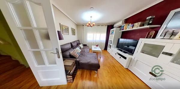 Casa de 0,02 ha en venta en Roda (la), Albacete