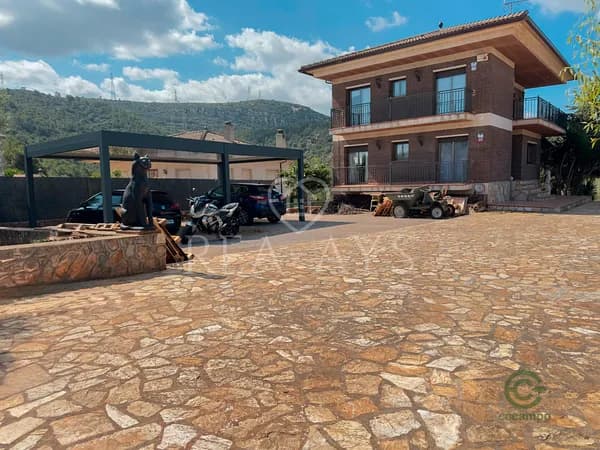 Casa de 0,1377 ha en venta en Olesa de bonesvalls, Barcelona