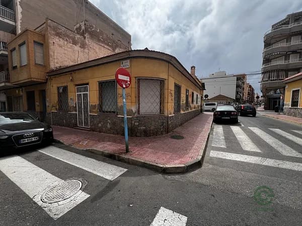 Spot image