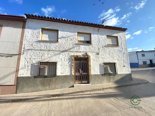 Casa de 0,0238 ha en venta en Campo de criptana, Ciudad real