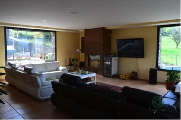 Casa de 0,17 ha per a venda a Lleida