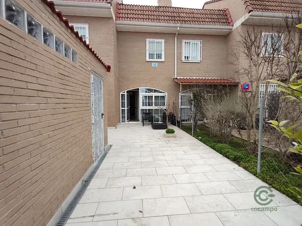 Casa de 0,0183 ha en venta en Toledo