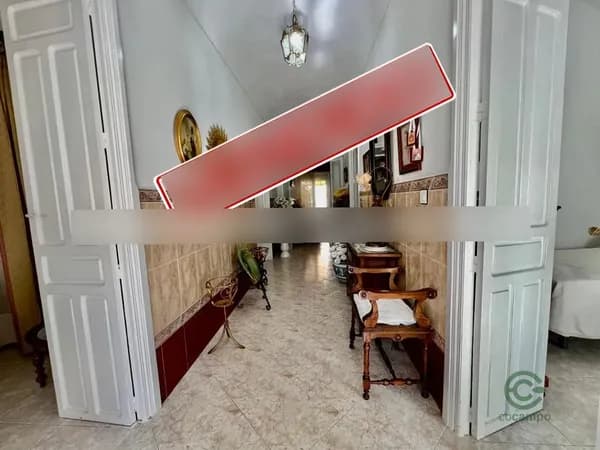Casa de 0,016 ha en venta en Villafranca de los barros, Badajoz