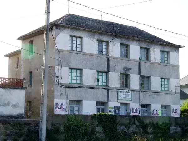 Casa de 0,07 ha en venta en Asturias