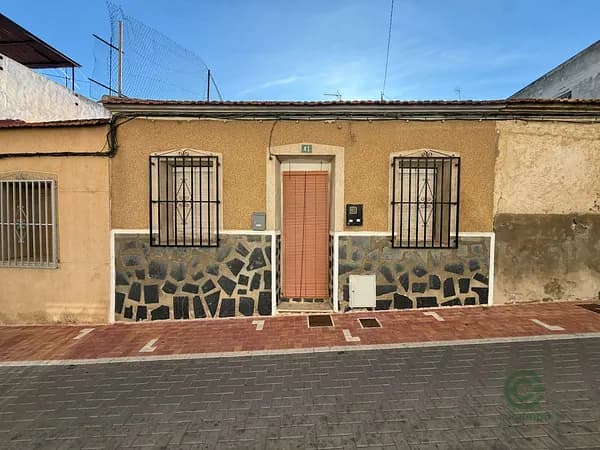 Casa de 0,0228 ha en venta en Rojales, Alicante