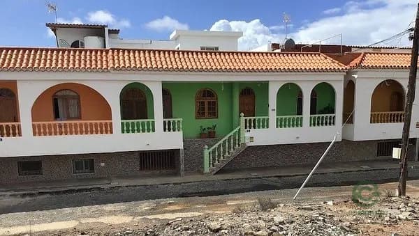 Casa de 0,0831 ha en venta en San bartolome de tirajana, Las palmas
