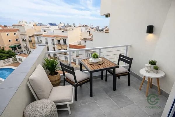 Casa de 0,0087 ha en venta en Torremolinos, Malaga