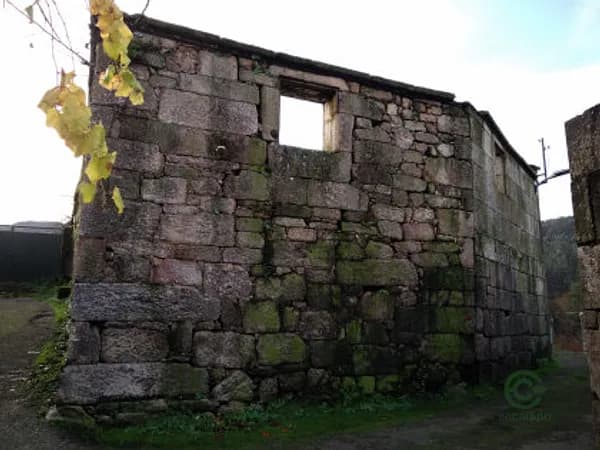 Finca rústica de 0,09 ha en venta en Pontevedra, Pontevedra