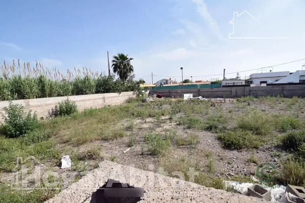 Terreno urbano de 0,0475 ha en venta en Burriana, Castellon
