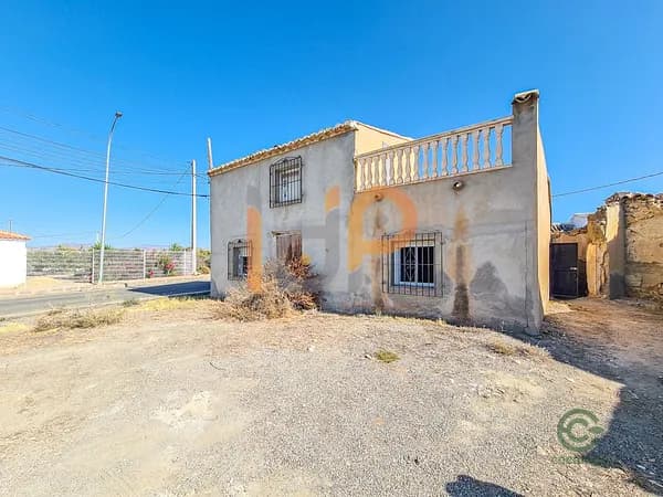 Casa de 0,03 ha en venta en Huercal-overa, Almeria