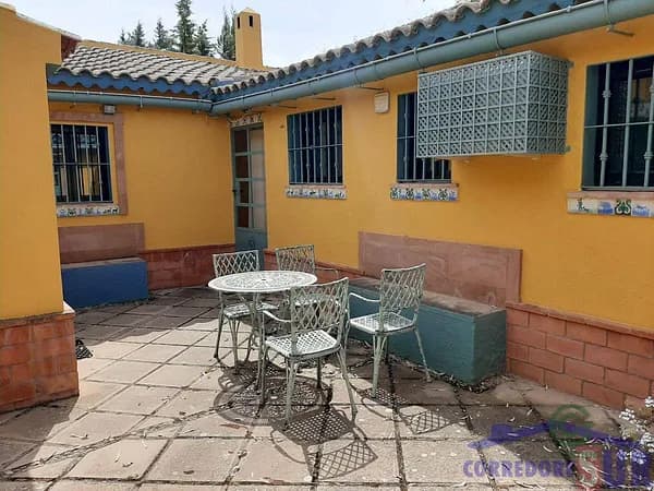 Finca rústica de 0,3 ha en venta en Córdoba, Córdoba