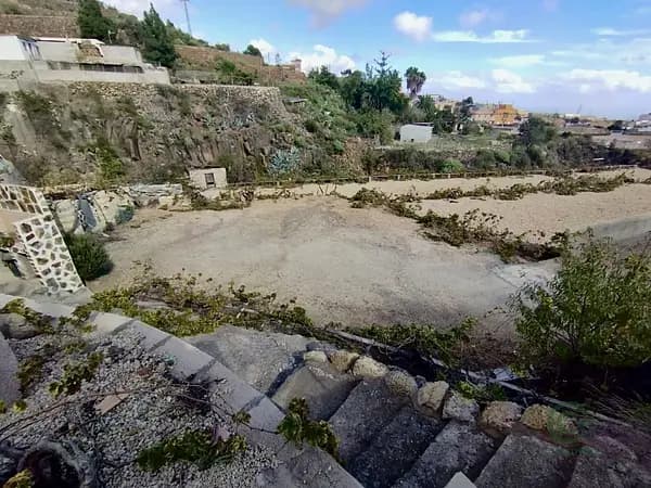 Finca agrícola de 0,38 ha en venta en Santa cruz de tenerife