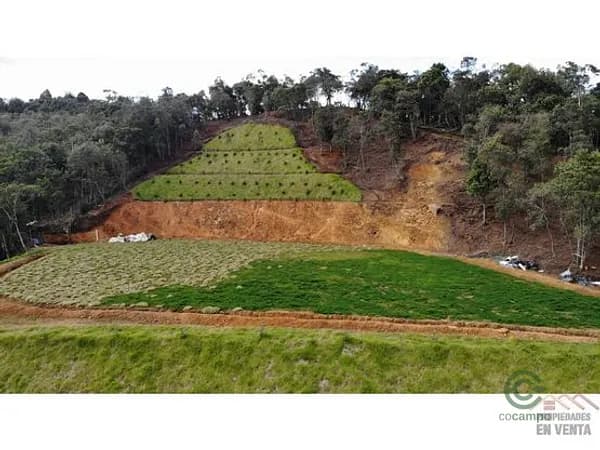 Finca agrícola de 0,8119 ha en venta en Antioquia