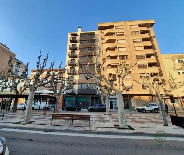 Casa de 0,035 ha en venta en Balaguer, Lleida