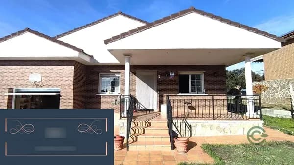 Casa de 0,0608 ha en venta en Galápagos, Guadalajara