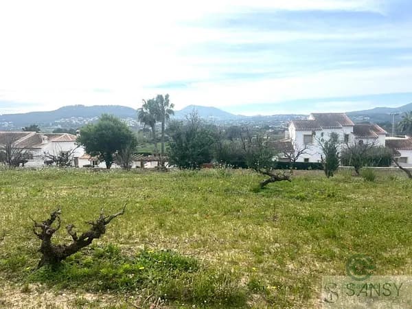 Terreno urbano de 0,19 ha en venta en Javea/xabia, Alicante