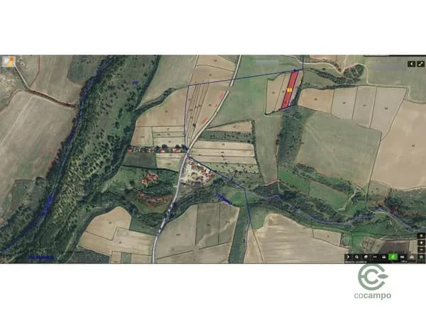Finca agrícola de 0,3512 ha en venta en Valdepielagos, Madrid