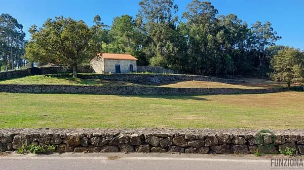 Finca rústica de 0,65 ha en venta en Pontevedra, Pontevedra